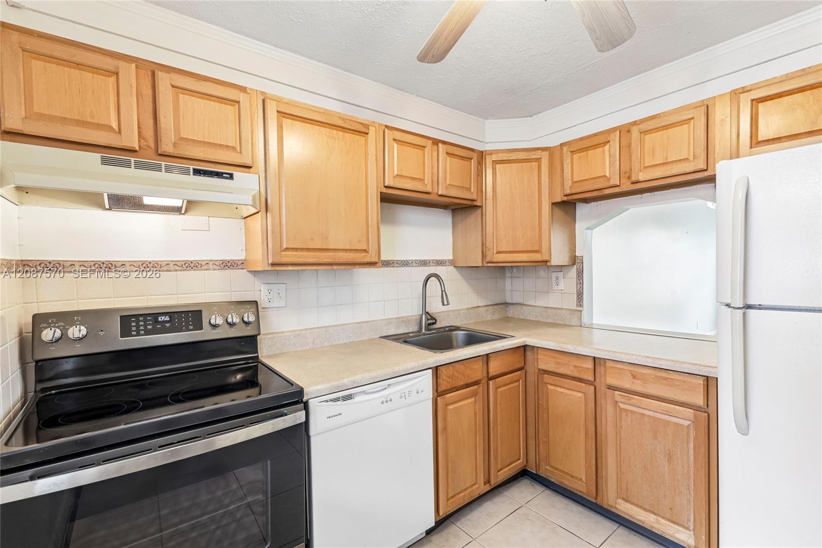 7887 Golf Cir Dr # 106