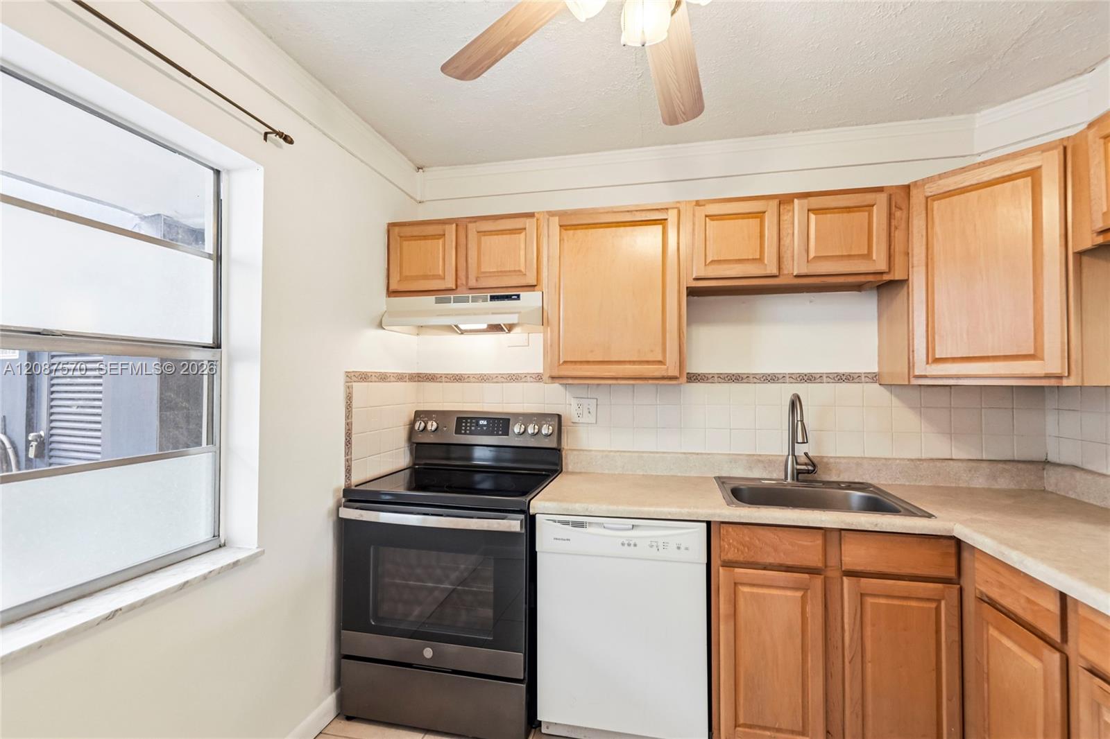 7887 Golf Cir Dr # 106