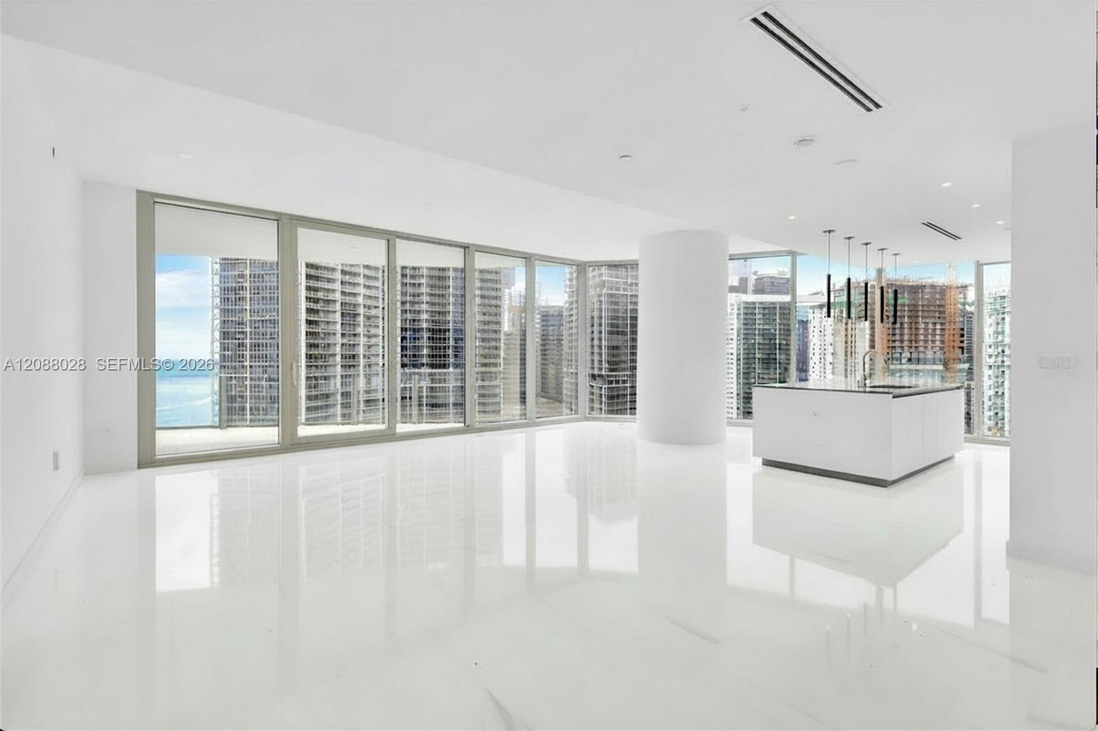 300 Biscayne Boulevard Way # 2907W