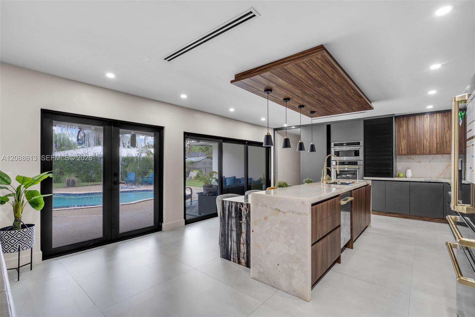 9900 NW 14th Ct