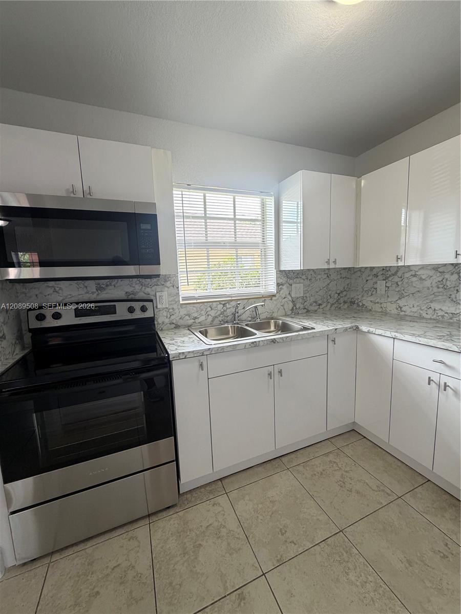 16400 NW 41st Ave Unit: .