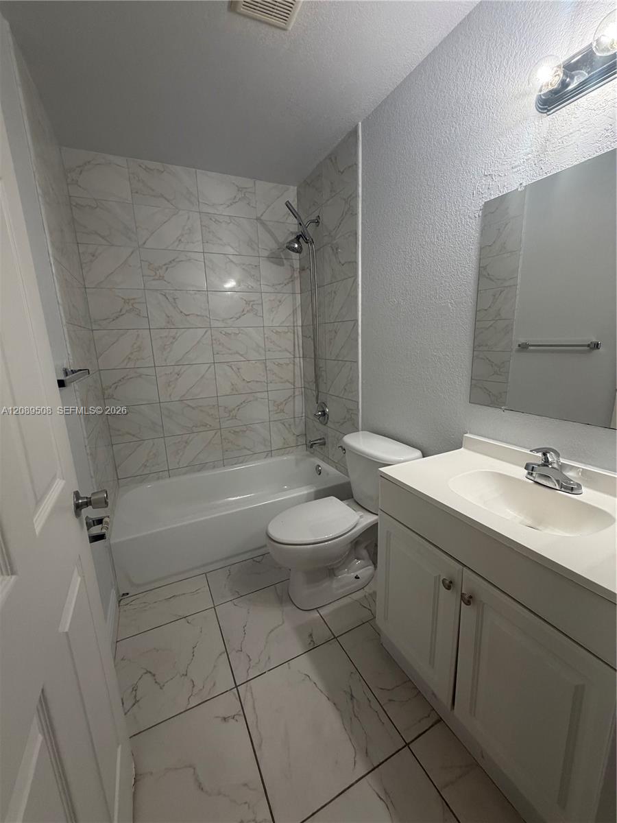 16400 NW 41st Ave Unit: .