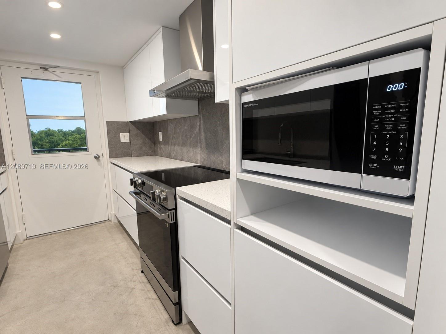 5781 Biscayne Blvd # 503