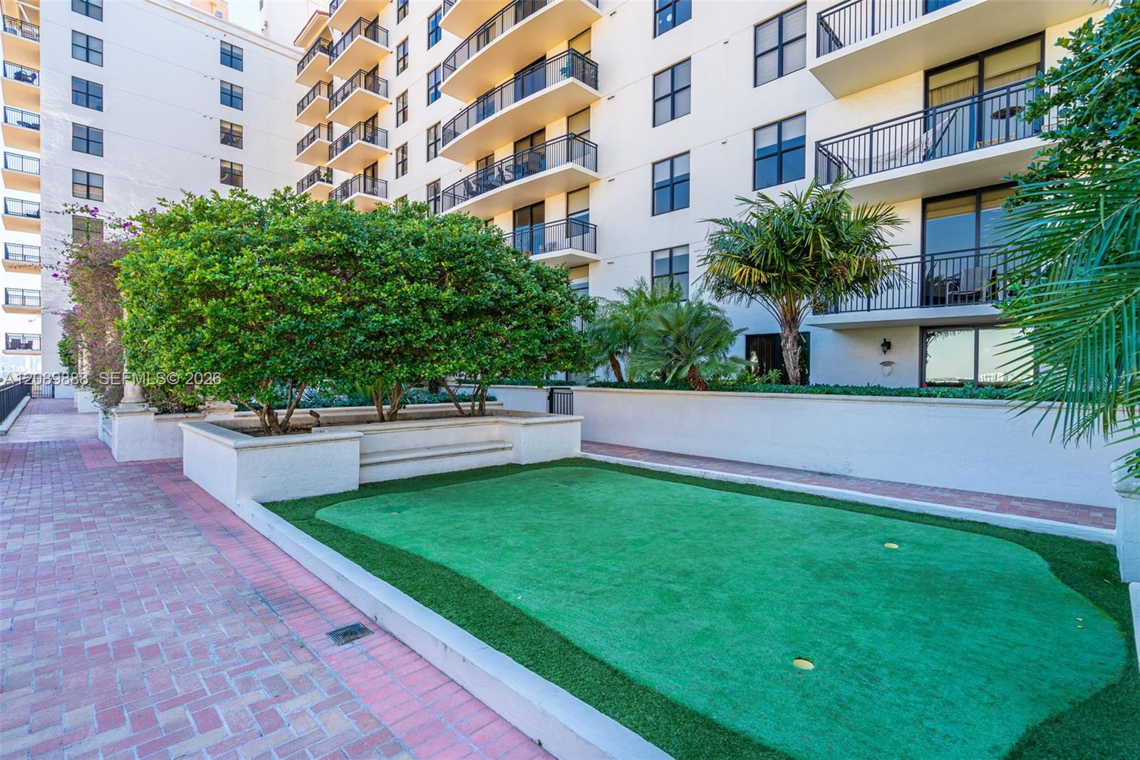 888 S Douglas Rd # 1516