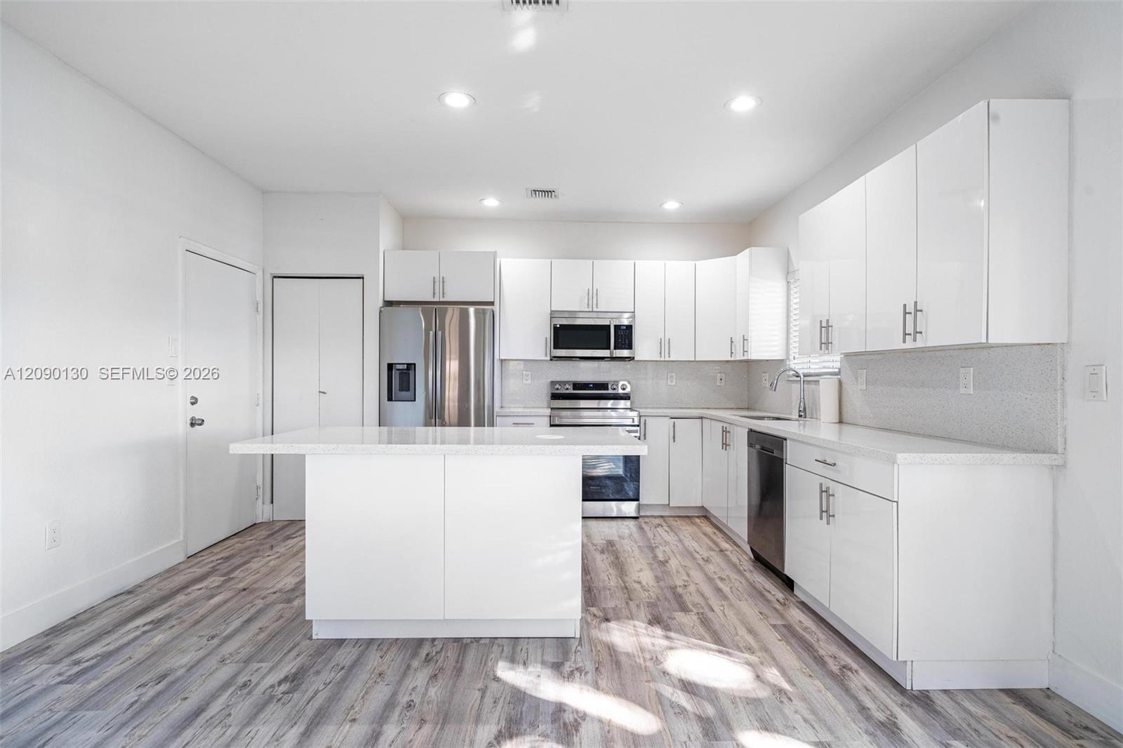 16350 SW 50th Ter