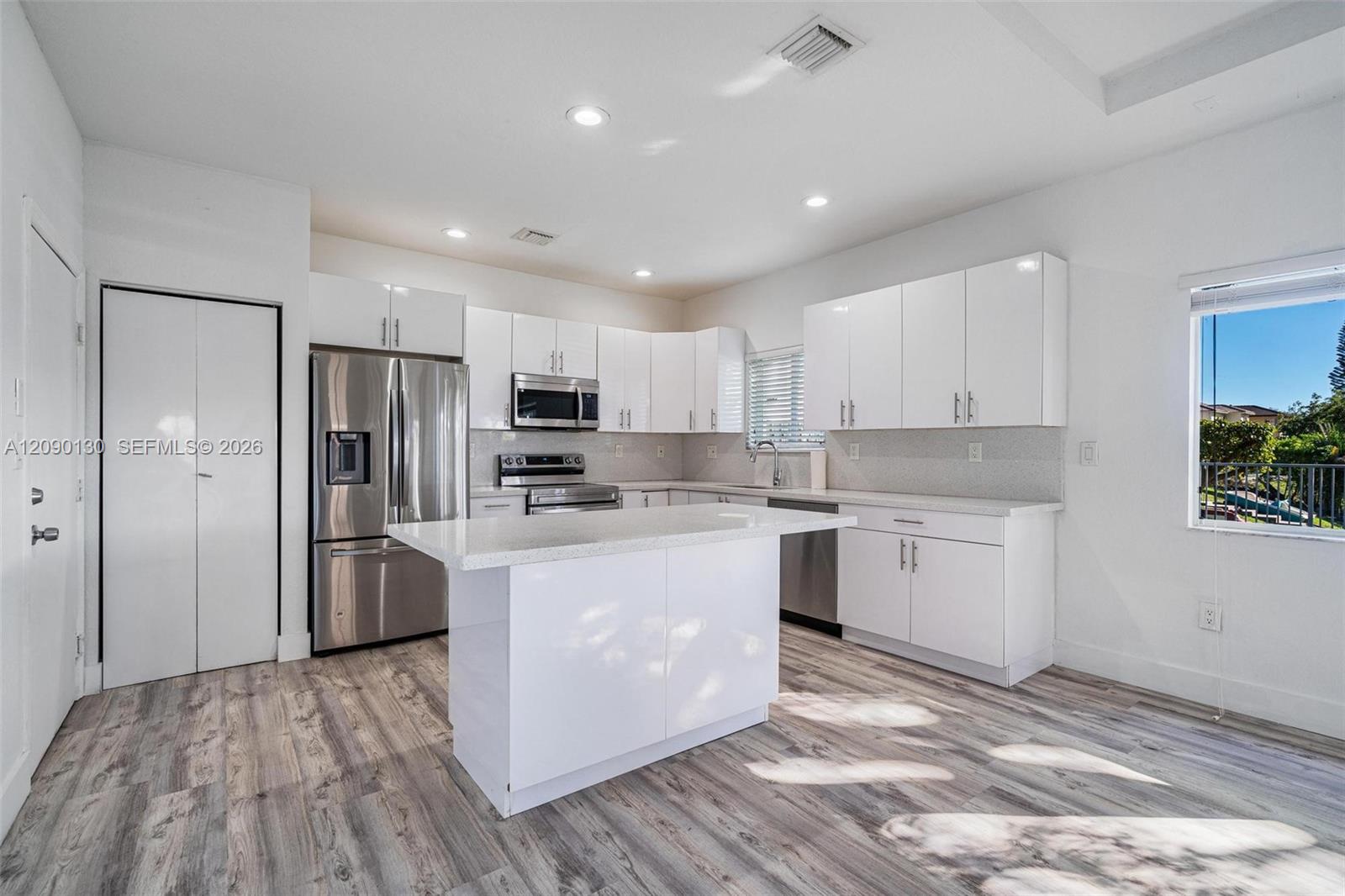 16350 SW 50th Ter