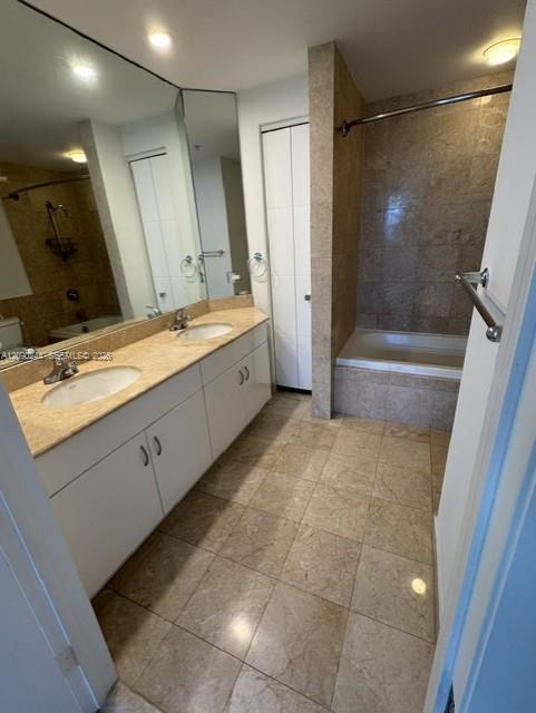 801 Brickell Key Blvd # 2502