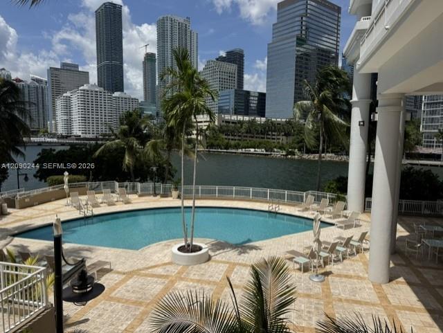 801 Brickell Key Blvd # 2502