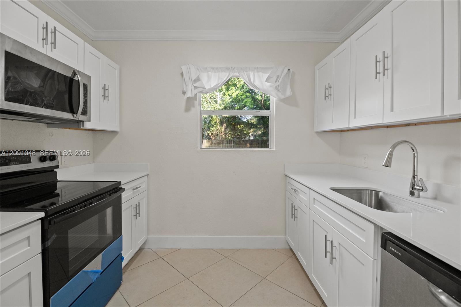 1140 NW 3rd Ave