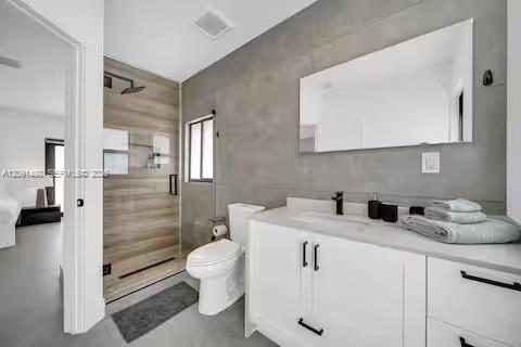 315 NW 40th St
