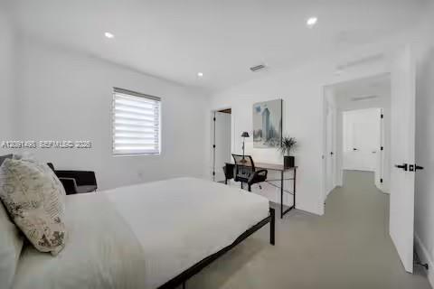 315 NW 40th St