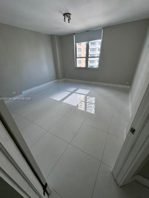 701 Brickell Key Blvd # 1605