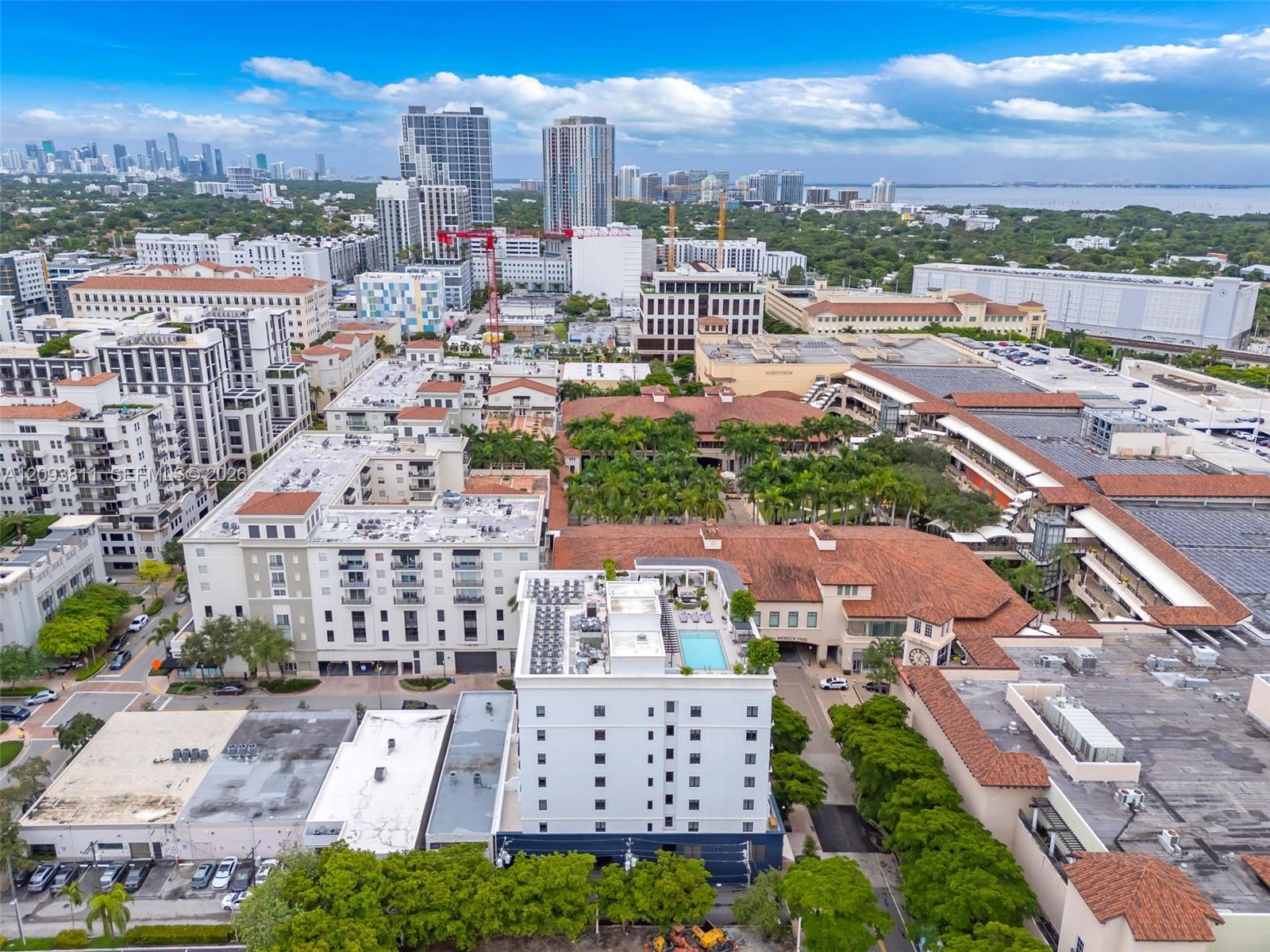 4220 Laguna # 603