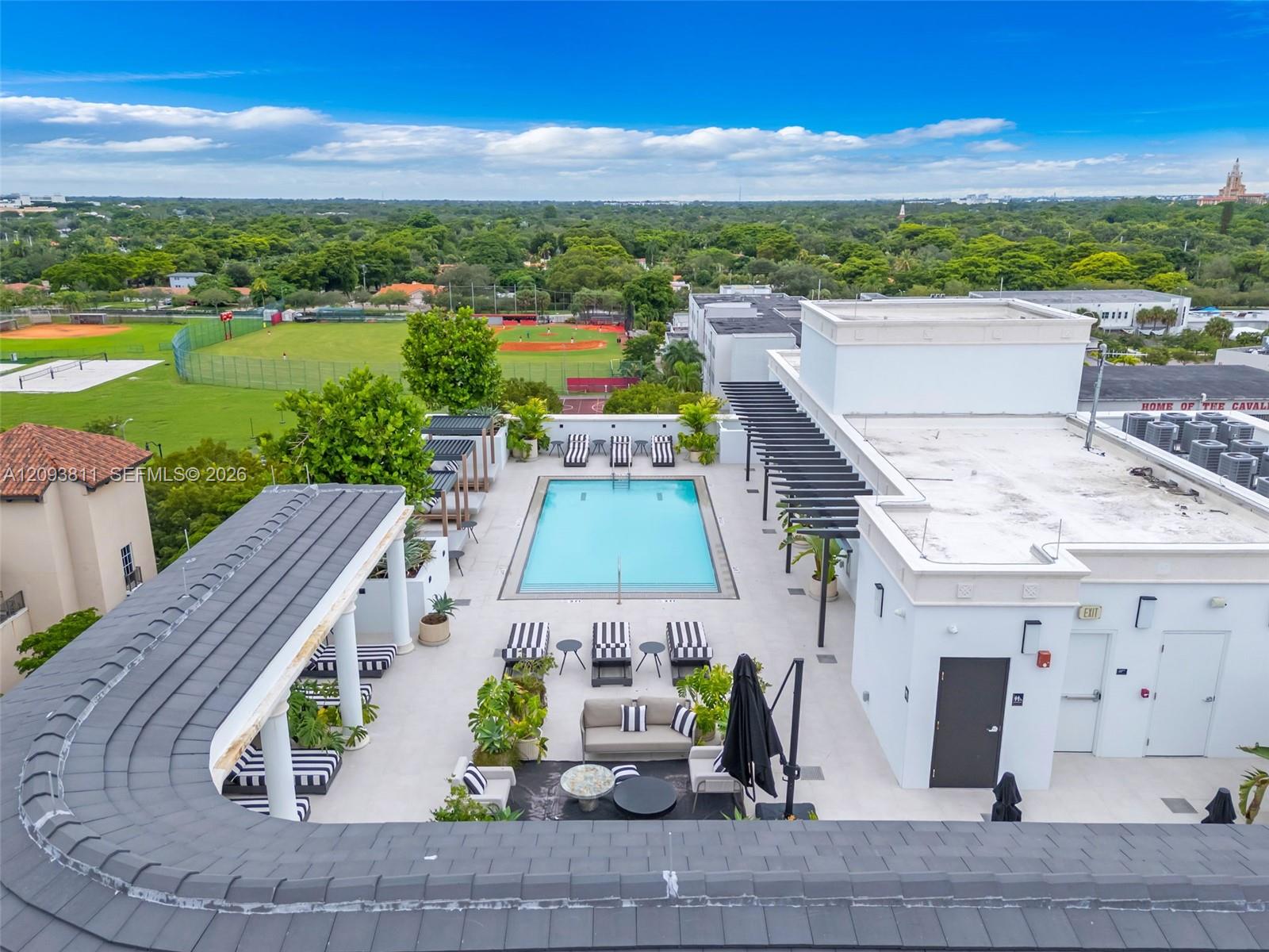 4220 Laguna # 603
