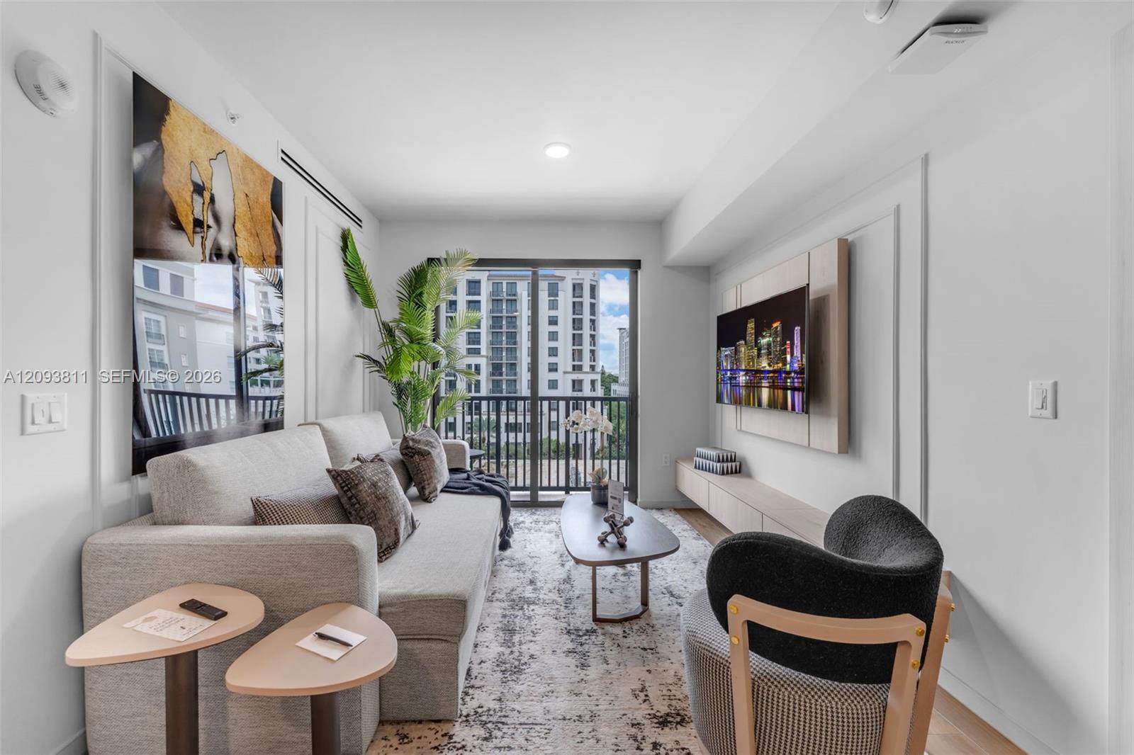 4220 Laguna # 603
