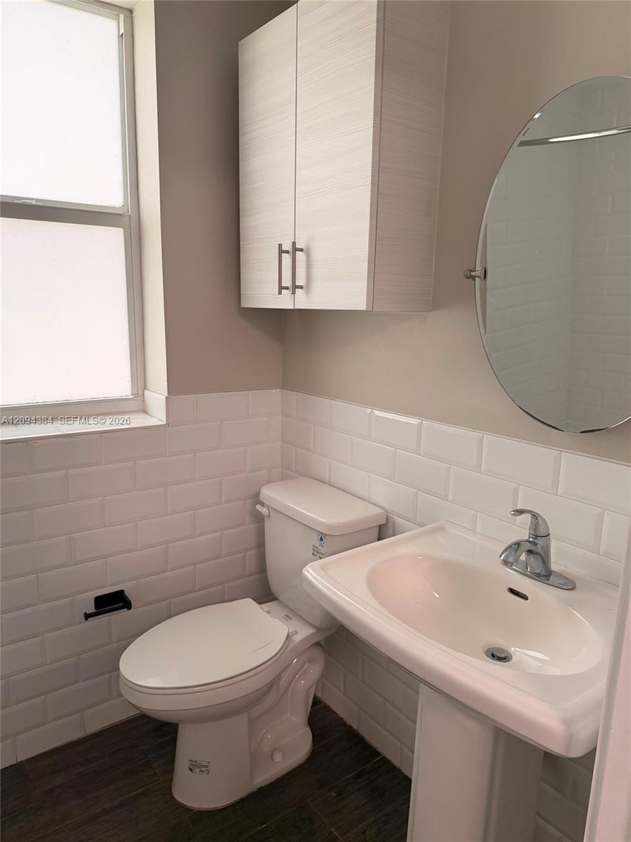 115 Menores Ave # 8