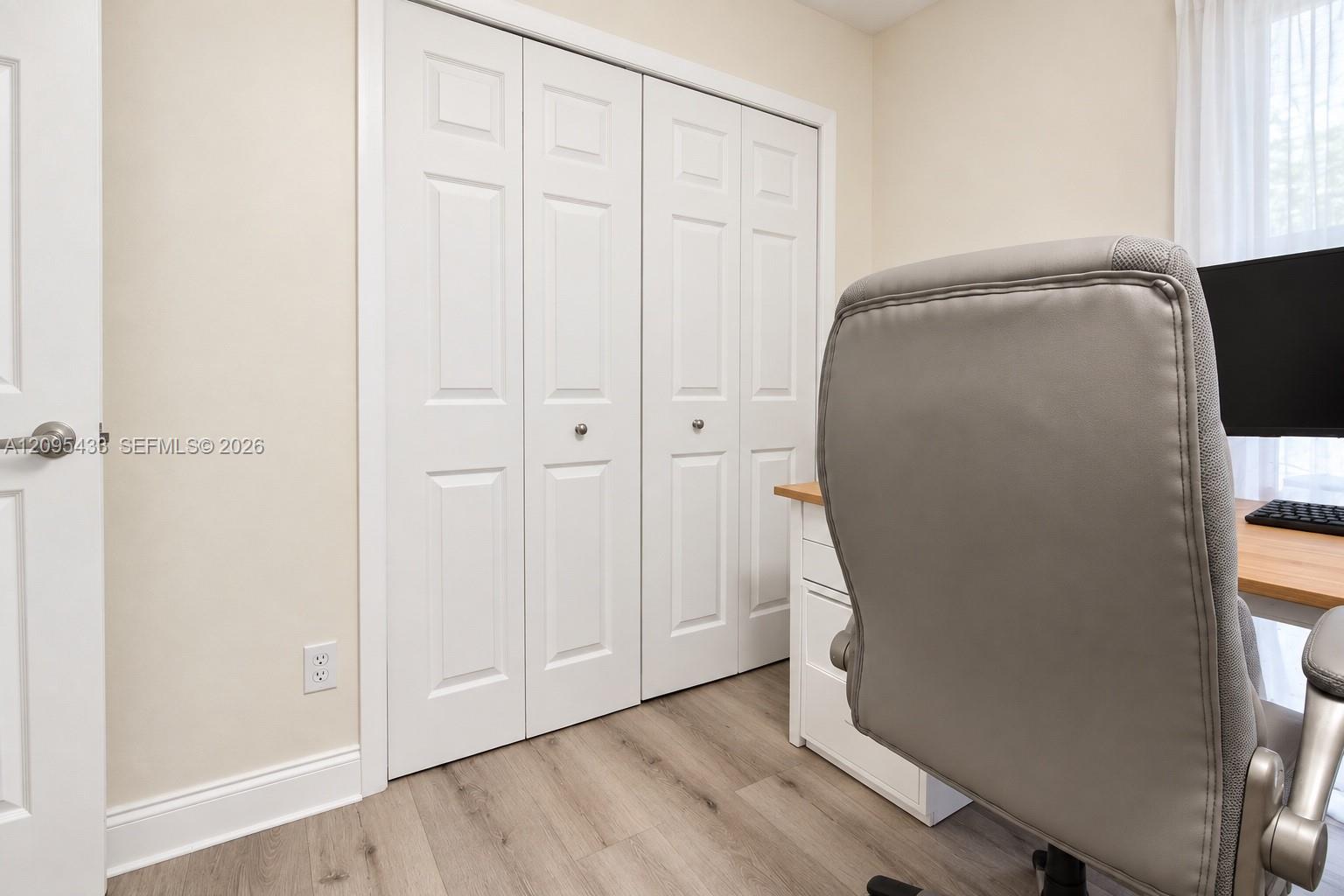 3860 SW 107th Ave # 11 Unit: 1-11