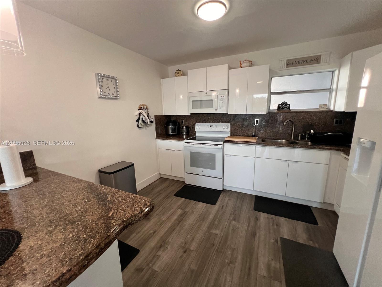 6300 SW 138th Ct # 405