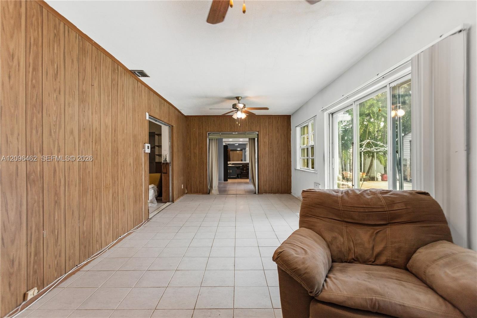 4899 NW 7th Dr