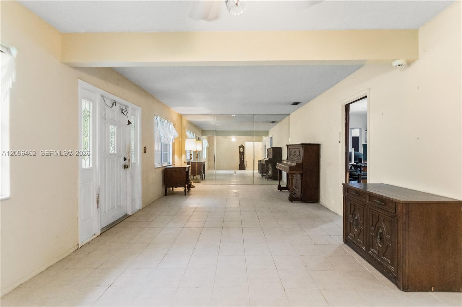 4899 NW 7th Dr