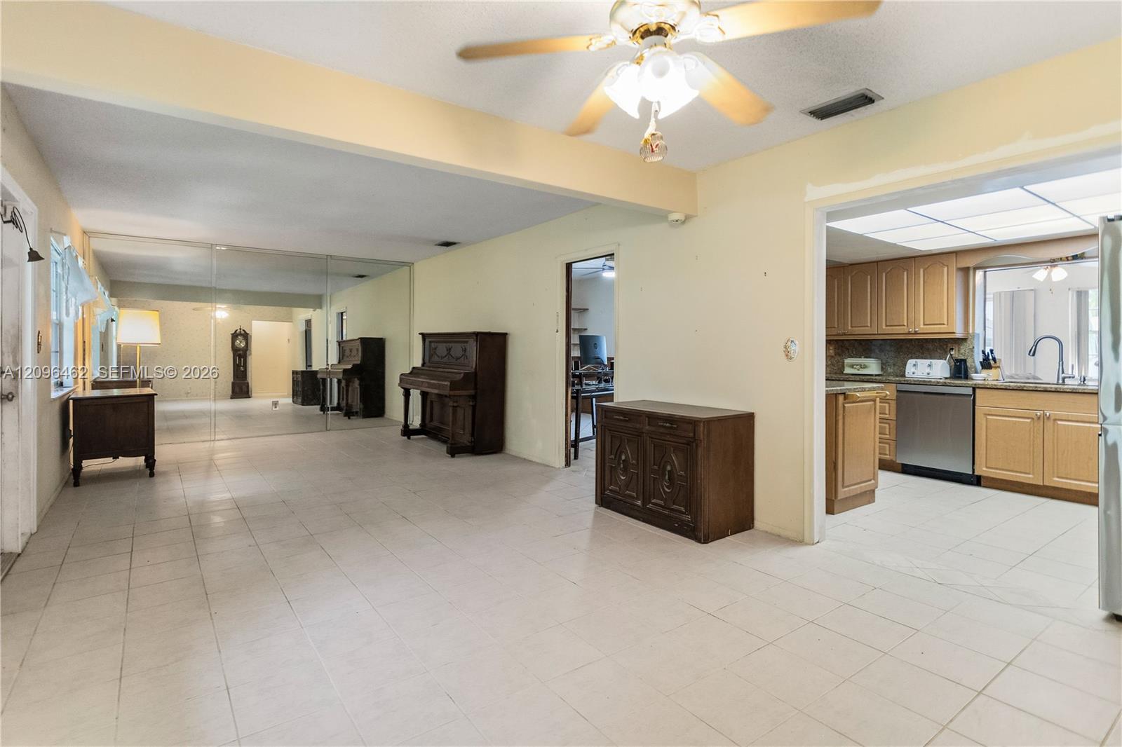 4899 NW 7th Dr
