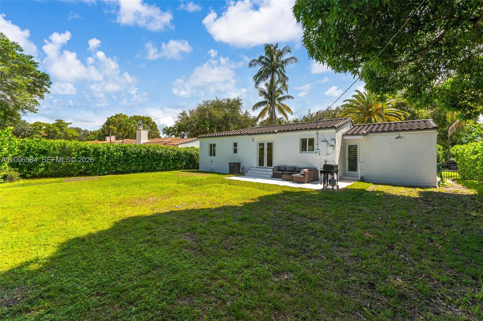 125 NW 100th Ter