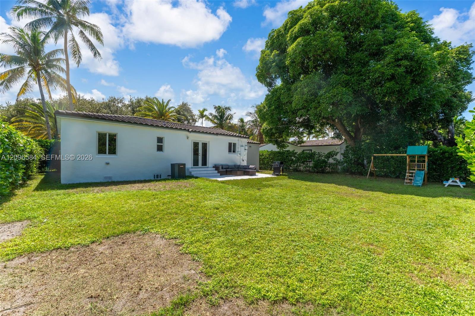 125 NW 100th Ter