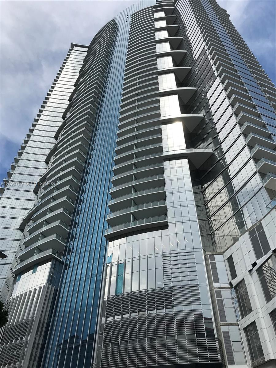 851 NE 1st Ave # 2104
