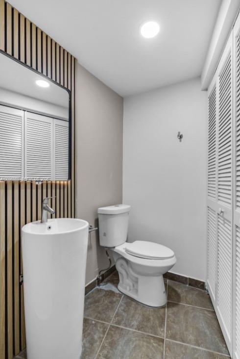 3225 SW 58th Ave Unit: BACK
