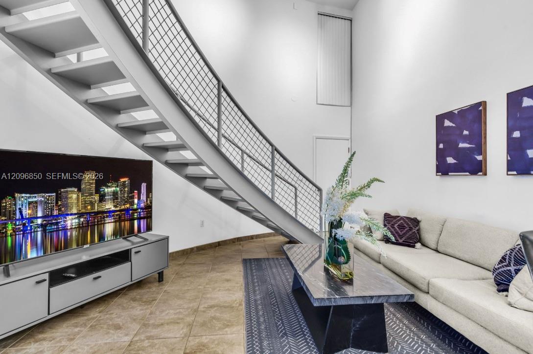 3225 SW 58th Ave Unit: BACK