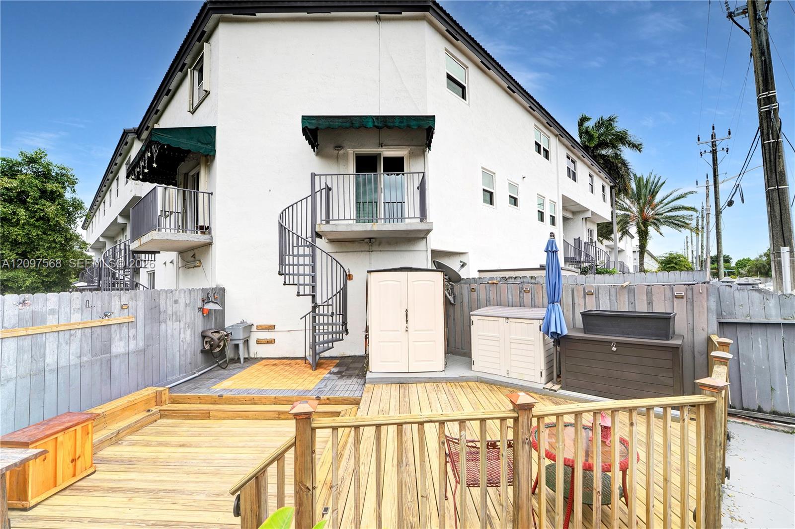 955 NW 82nd Ave # C Unit: 213-C