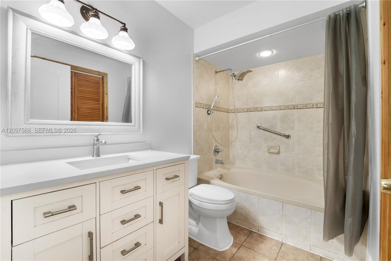 955 NW 82nd Ave # C Unit: 213-C