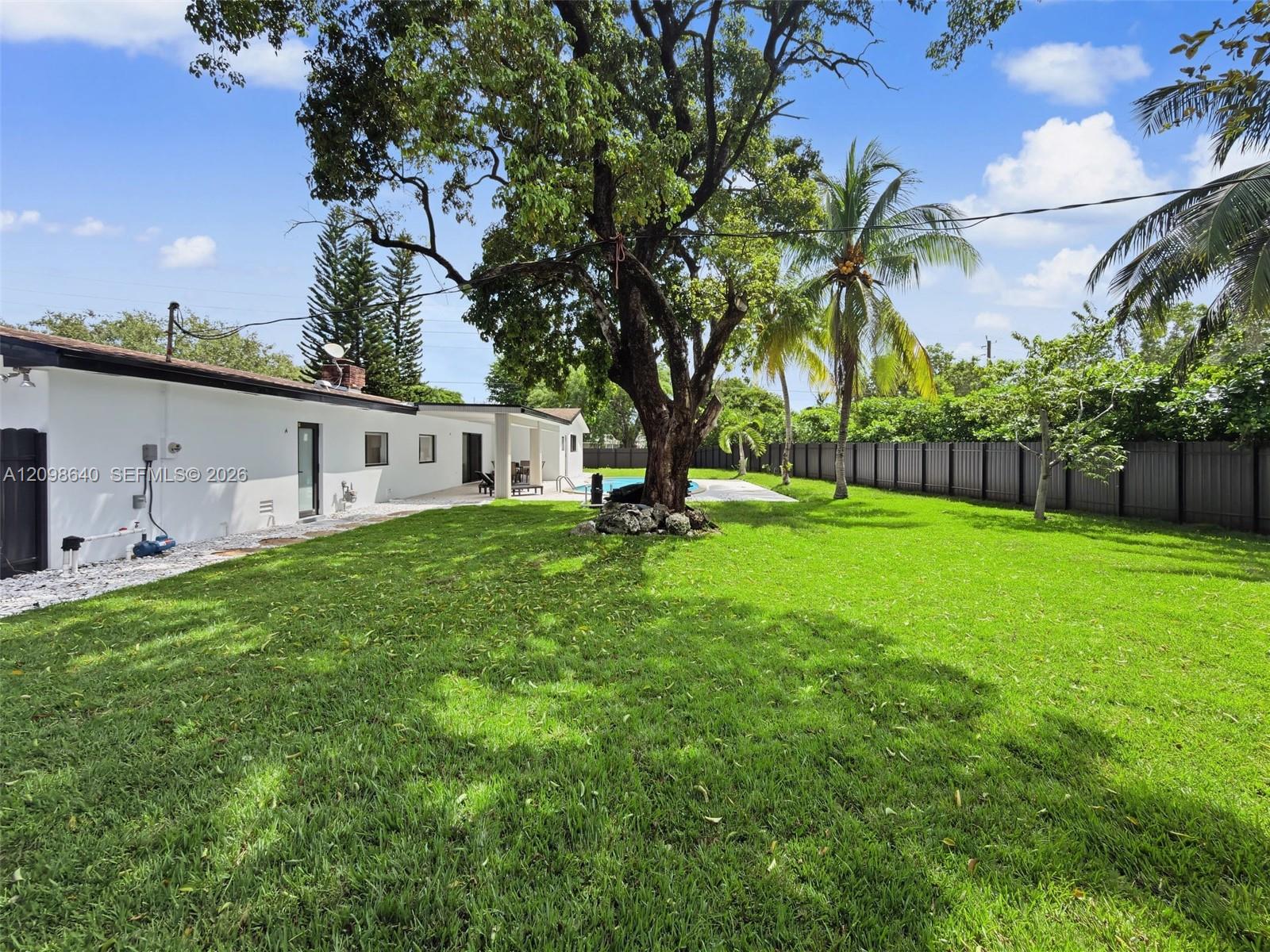8200 SW 164th St
