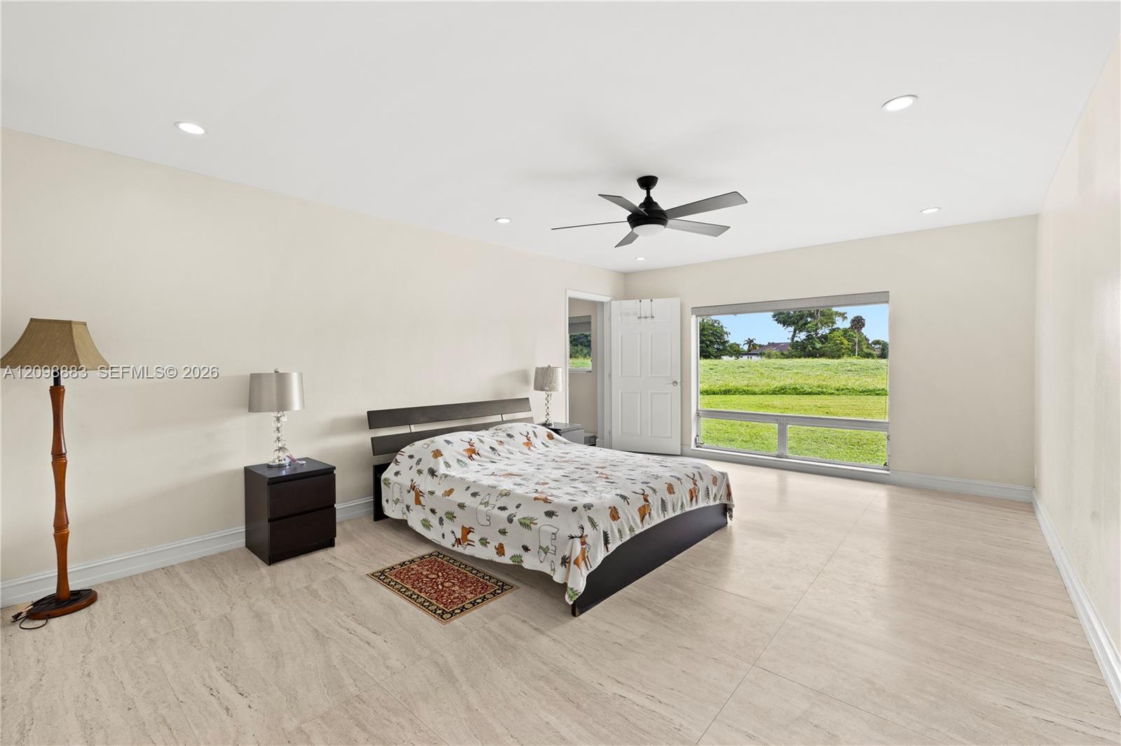 6204 Jacaranda Cir