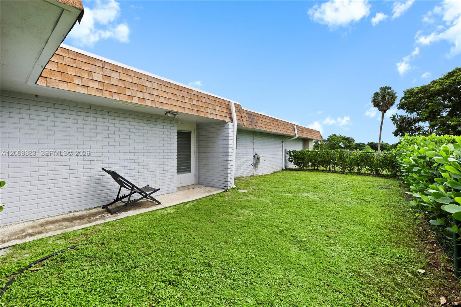 6204 Jacaranda Cir