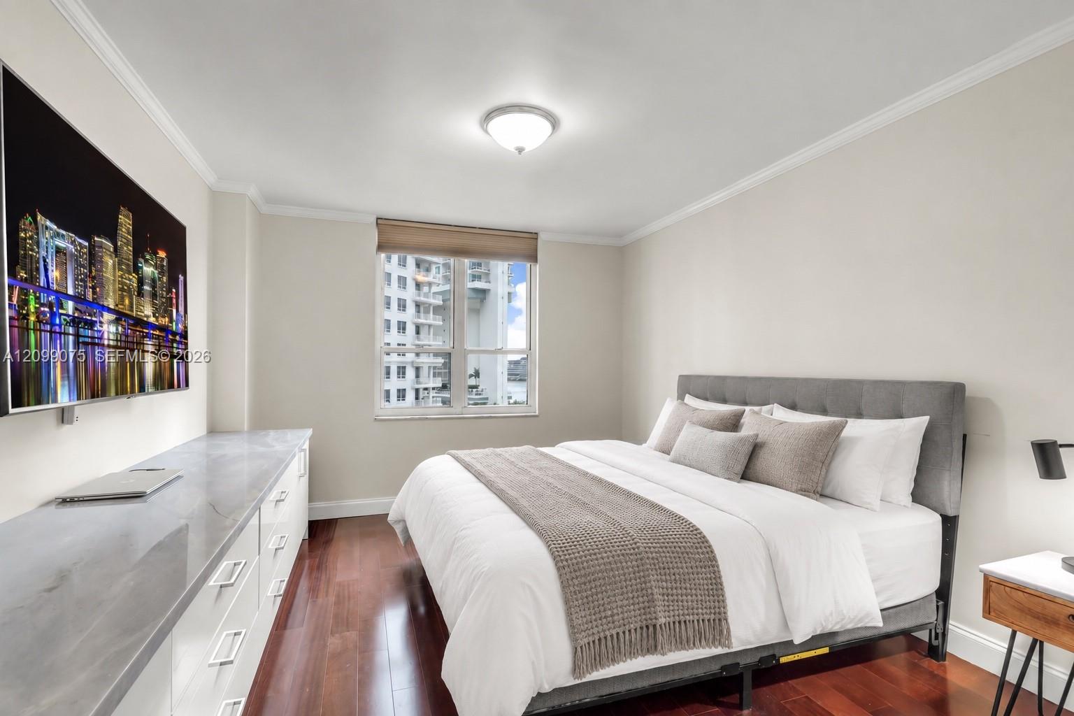 701 Brickell Key Blvd # 1004