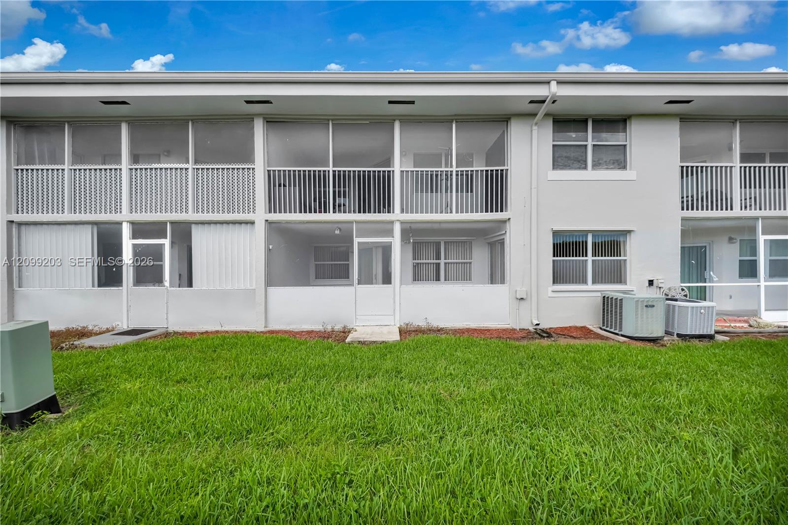 2257 SE 27th Dr Unit: 103-E