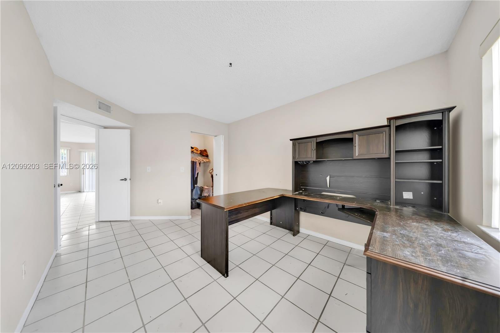 2257 SE 27th Dr Unit: 103-E