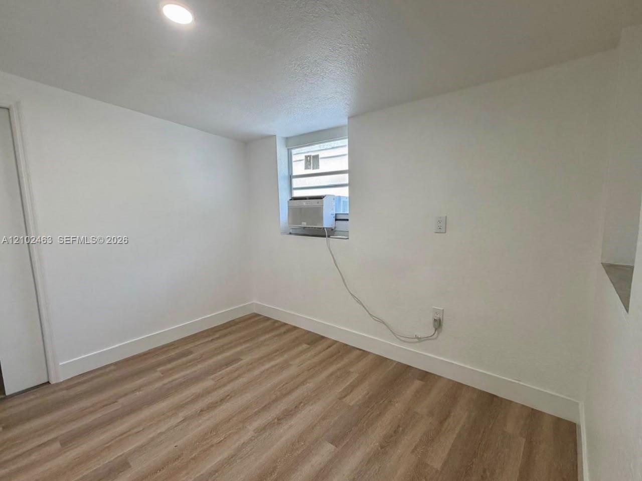 3013 NW Flagler Ter