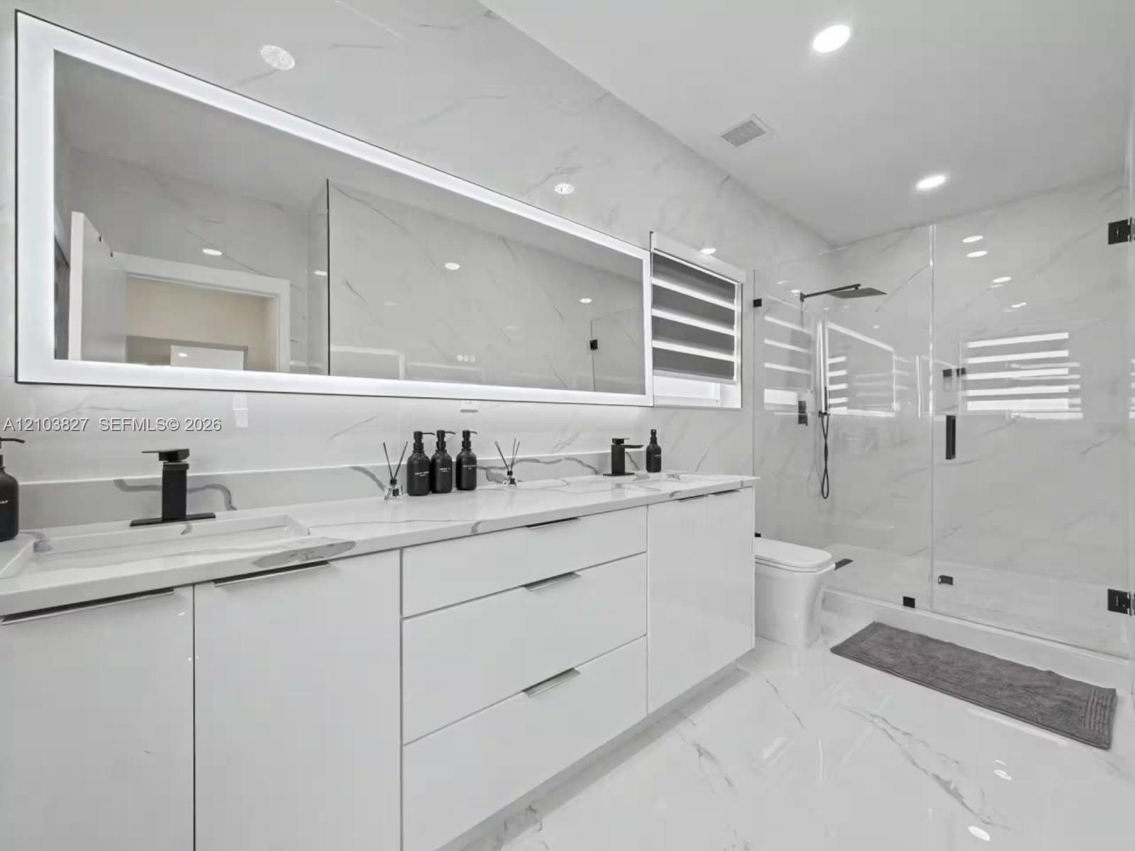 1530 SW 24th Ave