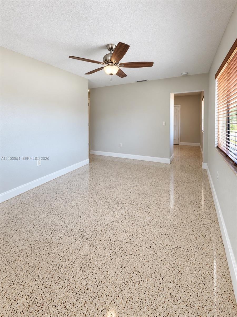 1709 NW 5th St