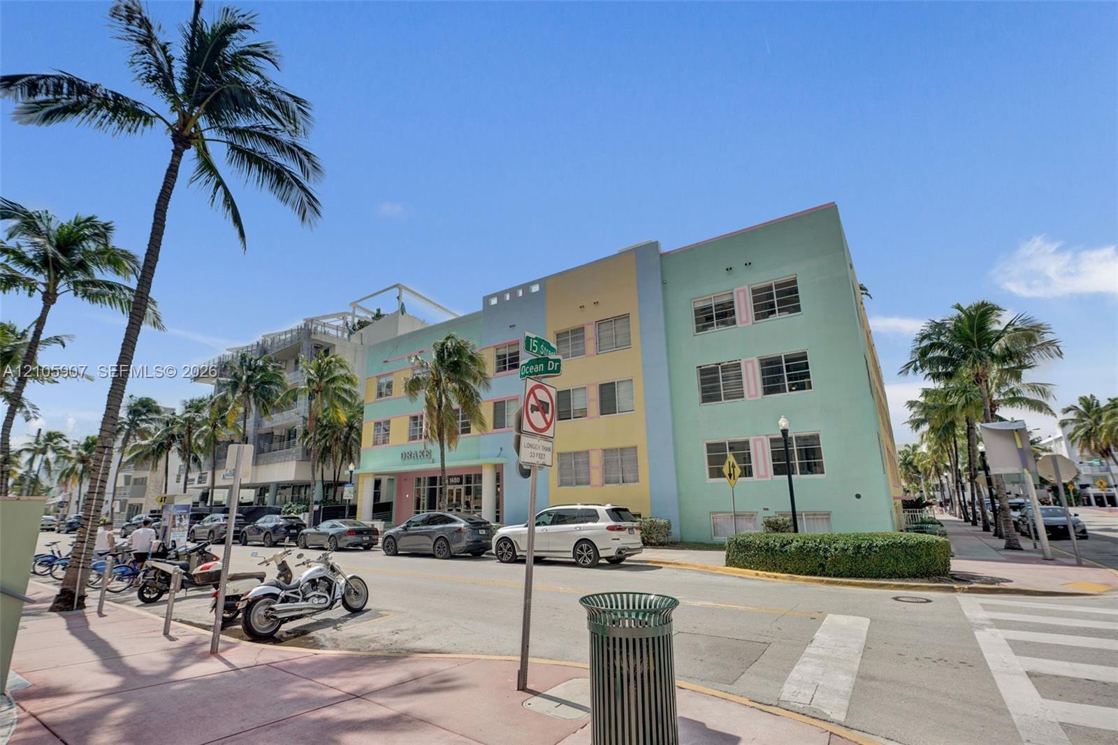 1460 Ocean Dr # 308