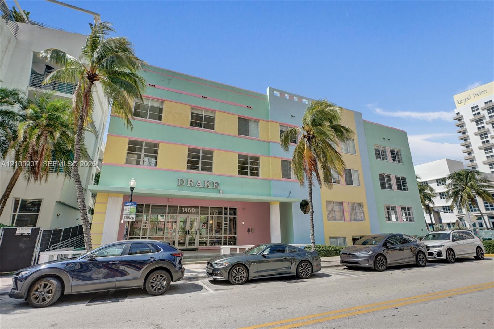 1460 Ocean Dr # 308