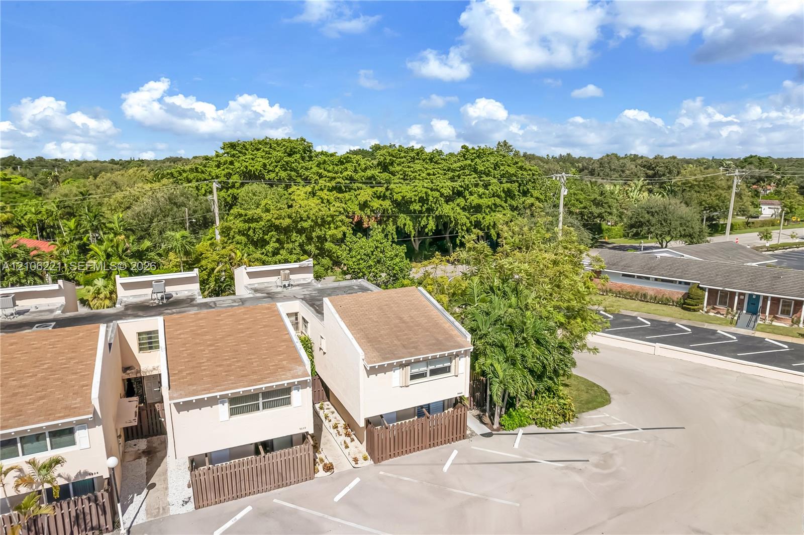 9043 Park Road Dr # 9043