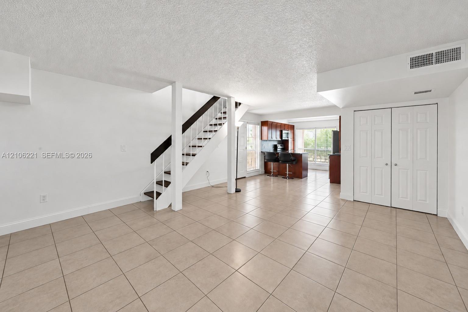 9043 Park Road Dr # 9043