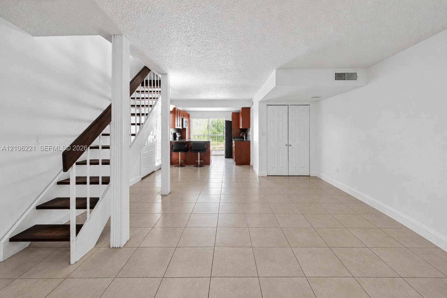 9043 Park Road Dr # 9043