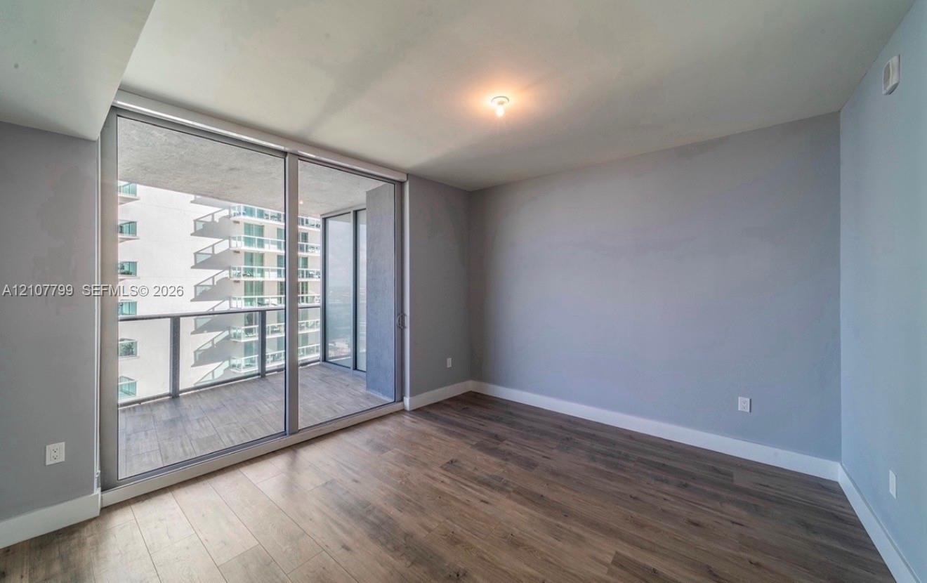 488 NE 18TH # 2603