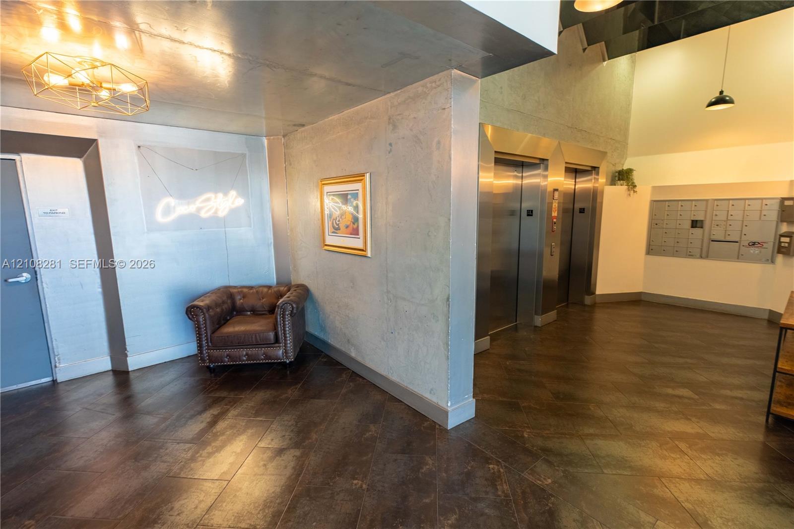 3250 Grand Ave # 404