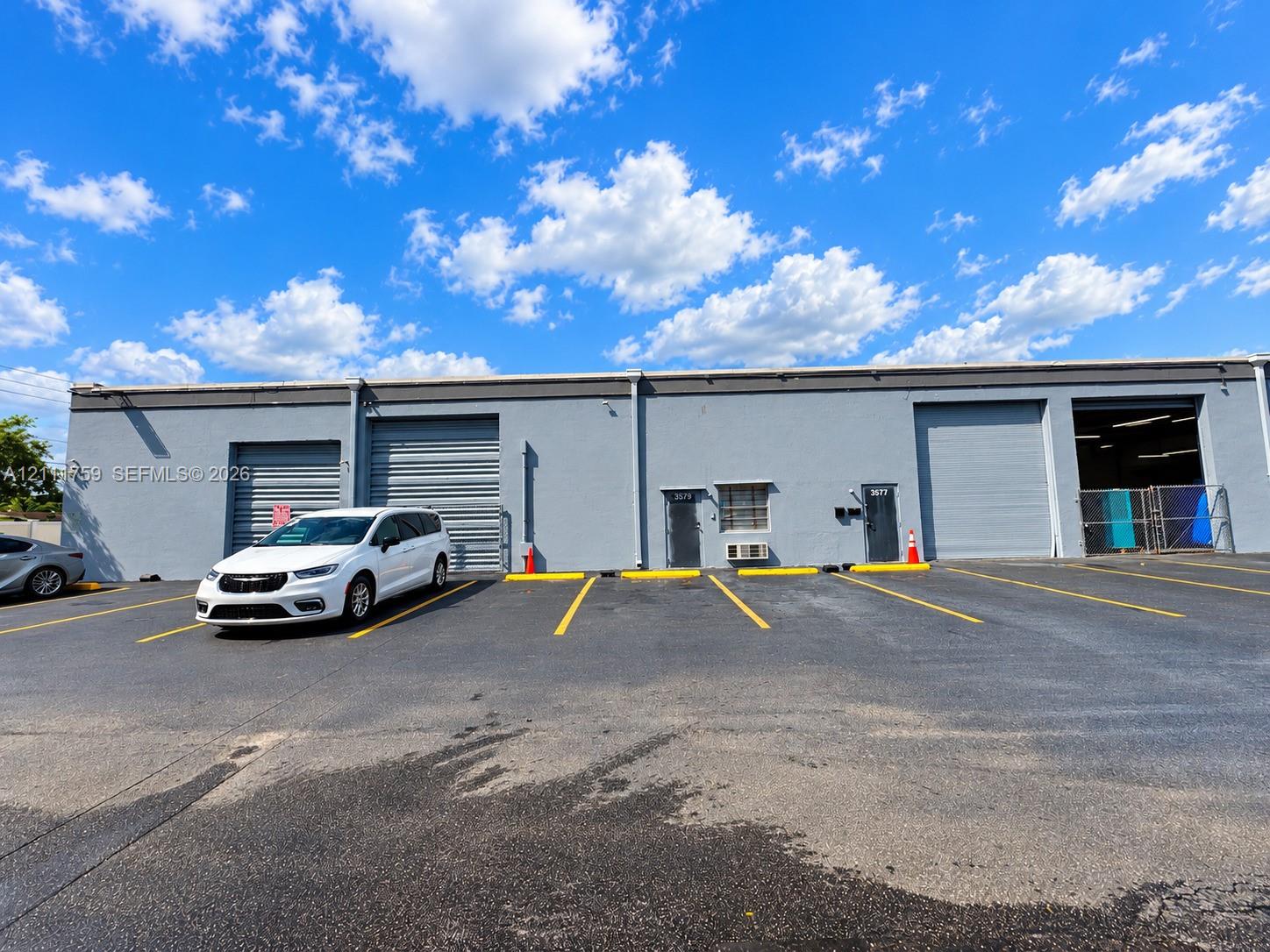 3435 NW 19th St