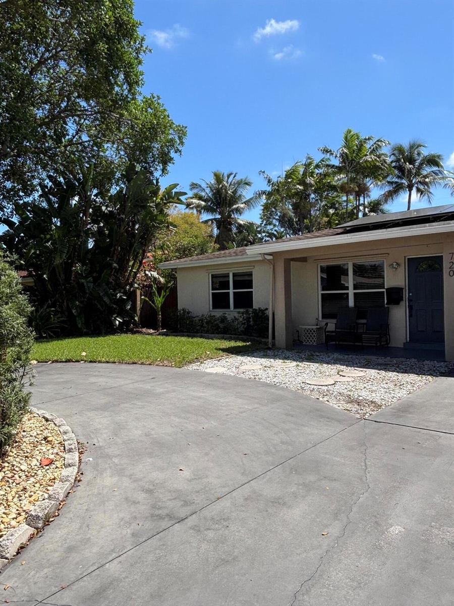 720 NE 7th Street